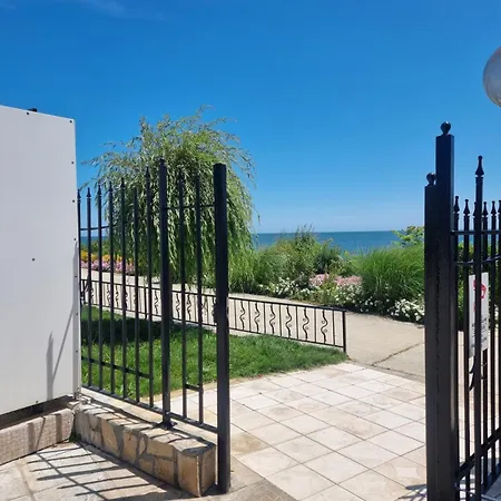 Διαμέρισμα Prestige Apartment, *