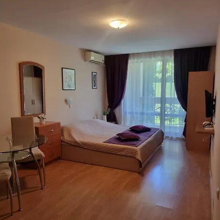 Апартаменты Prestige Spacious Свети-Влас